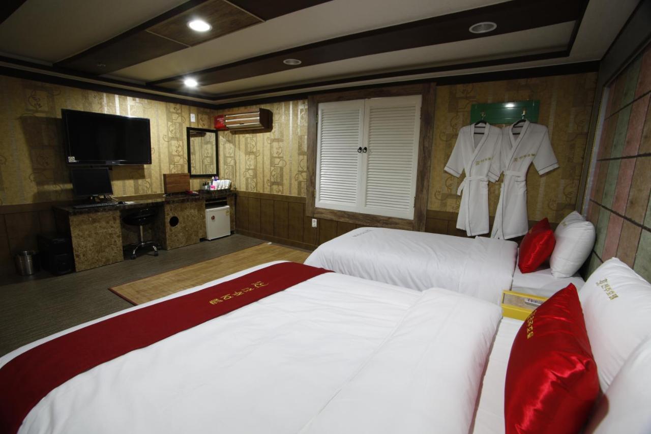 Jeonju Hotel Bagian luar foto
